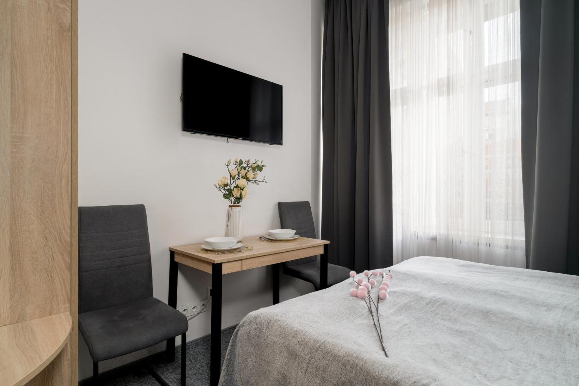 Very Berry - Glogowska 39-5 - Targowe, Self Check In 24h Apartment Posen