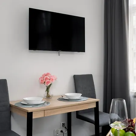 Very Berry - Glogowska 39-5 - Apartamenty Targowe, Self Check In 24H Poznan Exterior photo