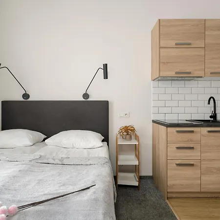 Very Berry - Glogowska 39-5 - Apartamenty Targowe, Self Check In 24H Poznan Exterior photo