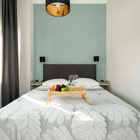 Very Berry - Glogowska 39-5 - Apartamenty Targowe, Self Check In 24H Poznan Exterior photo