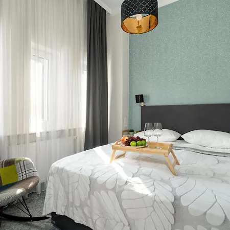 Very Berry - Glogowska 39-5 - Apartamenty Targowe, Self Check In 24H Poznan Exterior photo