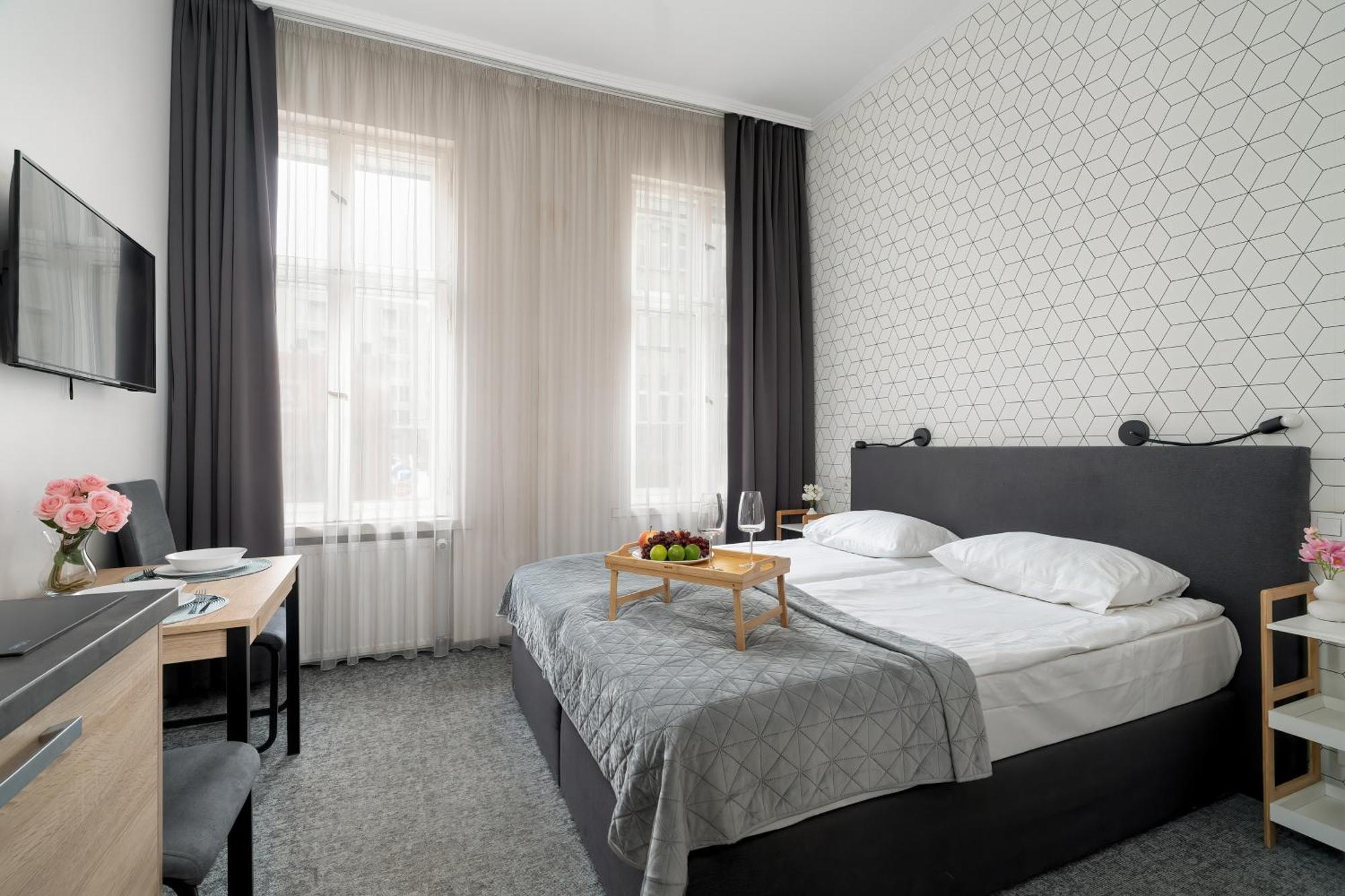 Very Berry - Glogowska 39-5 - Targowe, Self Check In 24h