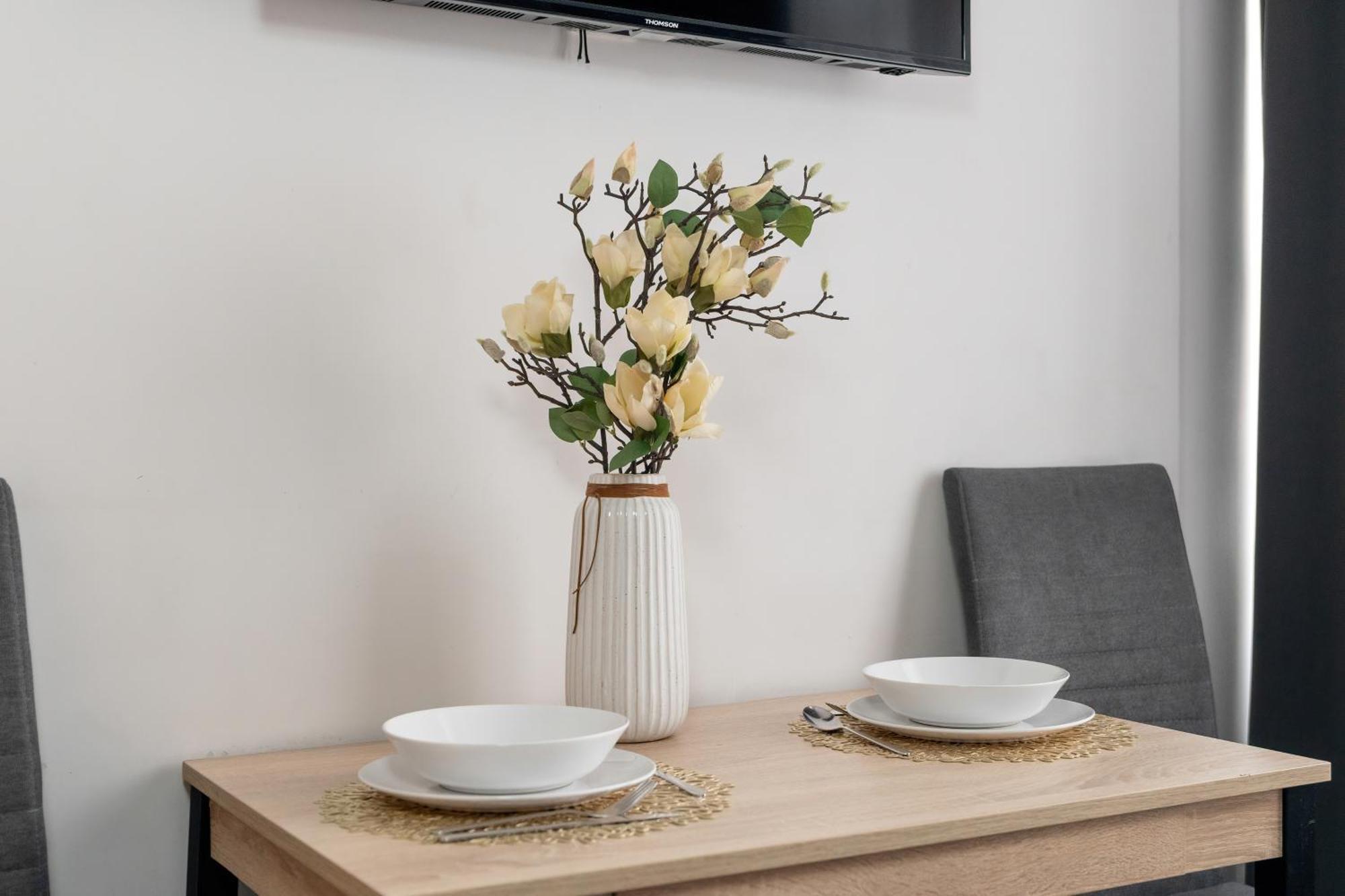 Apartment Very Berry - Glogowska 39-5 - Targowe, Self Check In 24h *