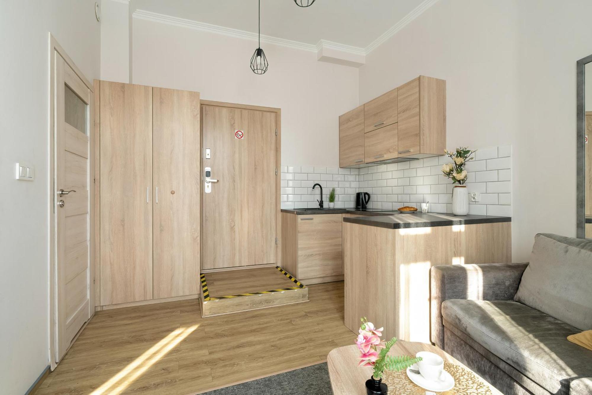 Very Berry - Glogowska 39-5 - Targowe, Self Check In 24h Poznan