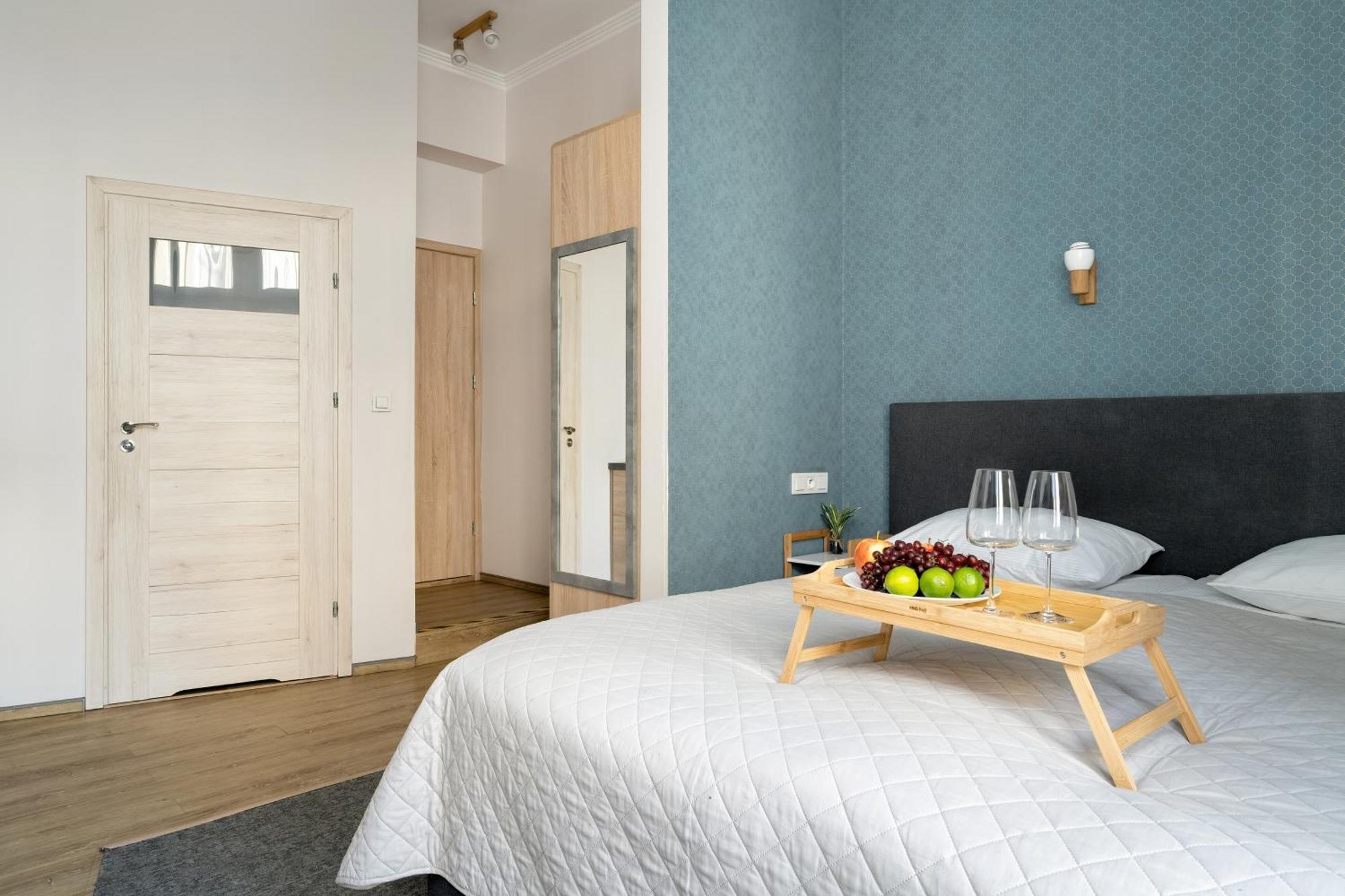 Very Berry - Glogowska 39-5 - Targowe, Self Check In 24h Apartment Poznan