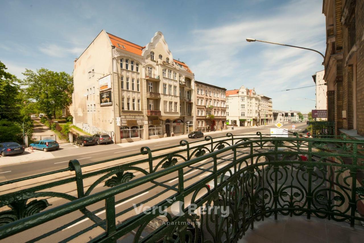 Apartment Very Berry - Glogowska 39-5 - Targowe, Self Check In 24h