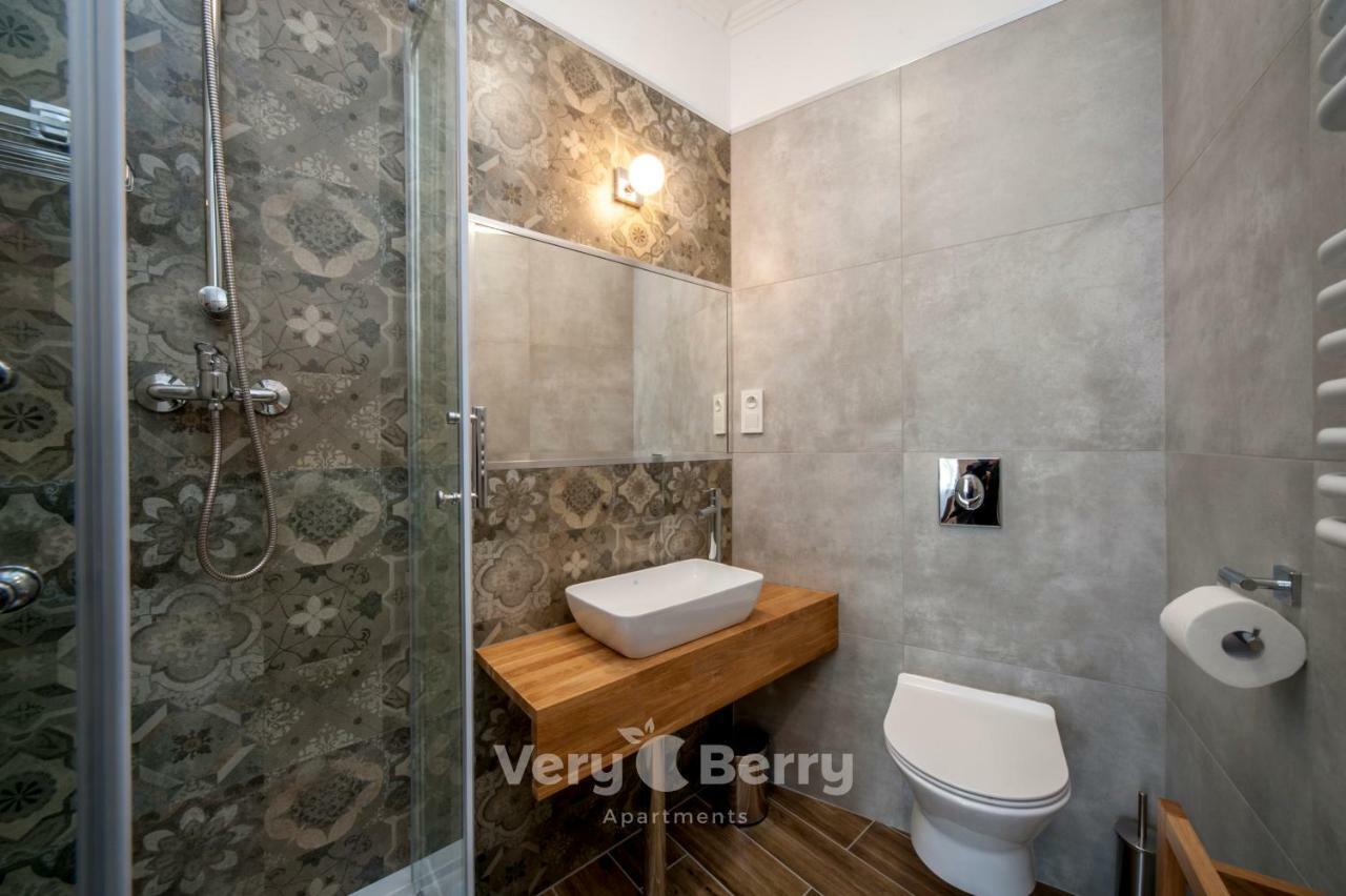 Very Berry - Glogowska 39-5 - Targowe, Self Check In 24h *